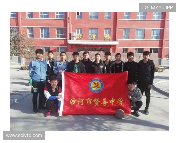 盐城大丰港战队奋勇拼搏铸就辉煌实力 展现中国足球新风采 盐城大丰港战队奋勇拼搏铸就辉煌实力 展现中国足球新风采