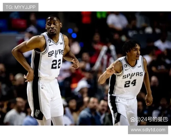 圣安东尼奥马刺队激战强敌精彩瞬间回顾与分析