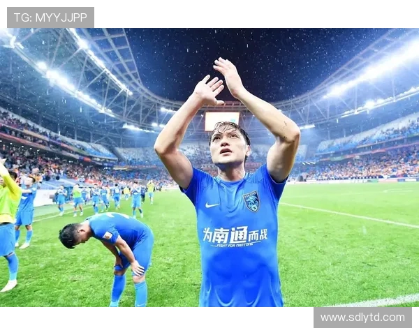 南通支云鏖战苏州东吴双方激烈对攻赛场气氛高涨胜负悬念十足