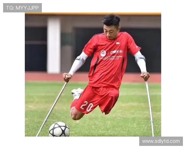 吴芳专访：从绿茵场到人生舞台的足球旅程回顾