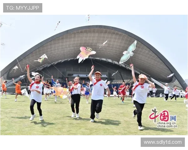 深圳飞盘队逆袭城市马拉松展现拼搏精神与团队力量